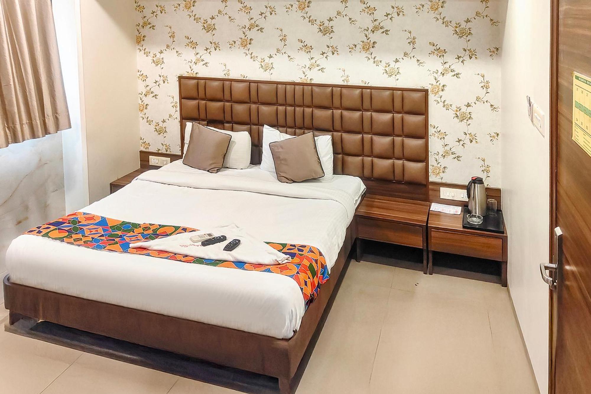 Fabhotel Landmark Residency - Nr Midc Turbhe Turambhe Εξωτερικό φωτογραφία